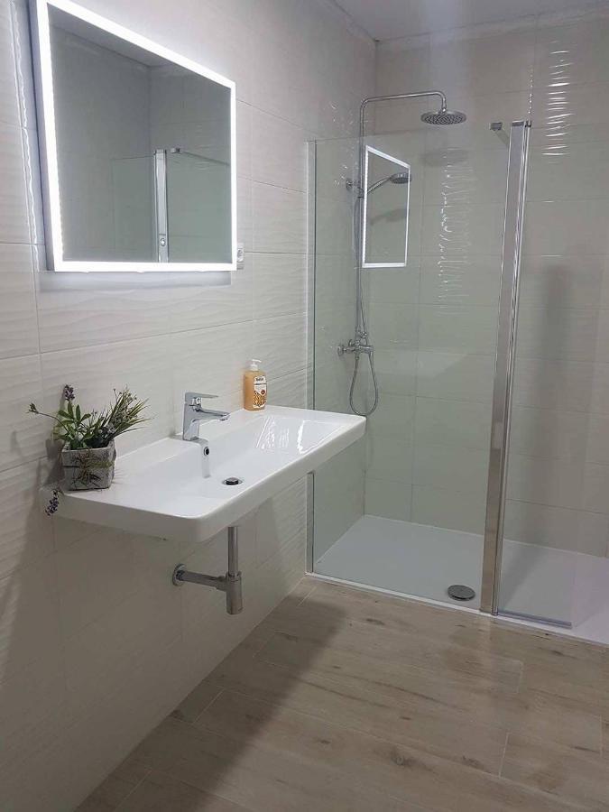 Rooms Lanterna Метайна Екстериор снимка